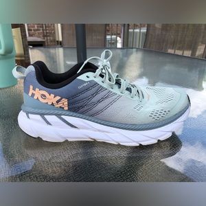 Hoka clifton 6 womens size 8.5